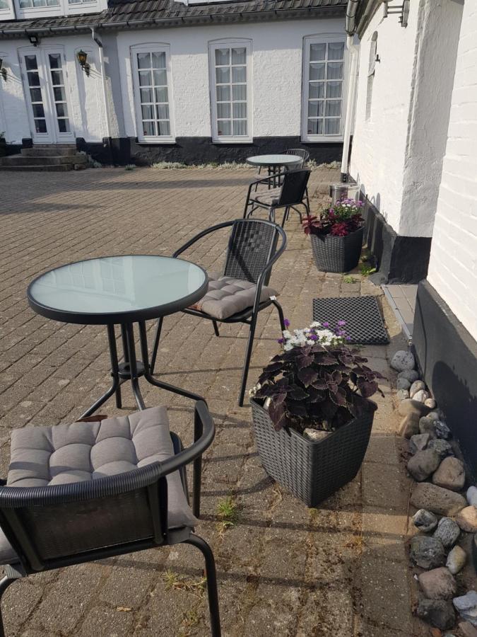 Trandafir Guesthouse Egtved Exterior foto